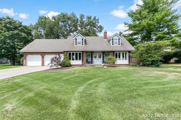 3031 Rapidfall NE Court, Belmont, MI 49306