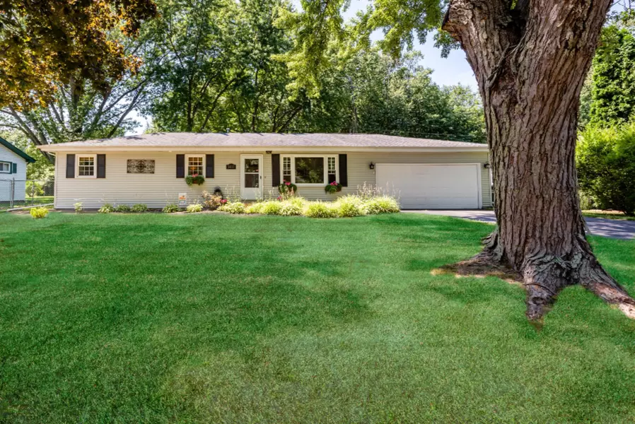 3810 Southfield Avenue, St. Joseph, MI 49085