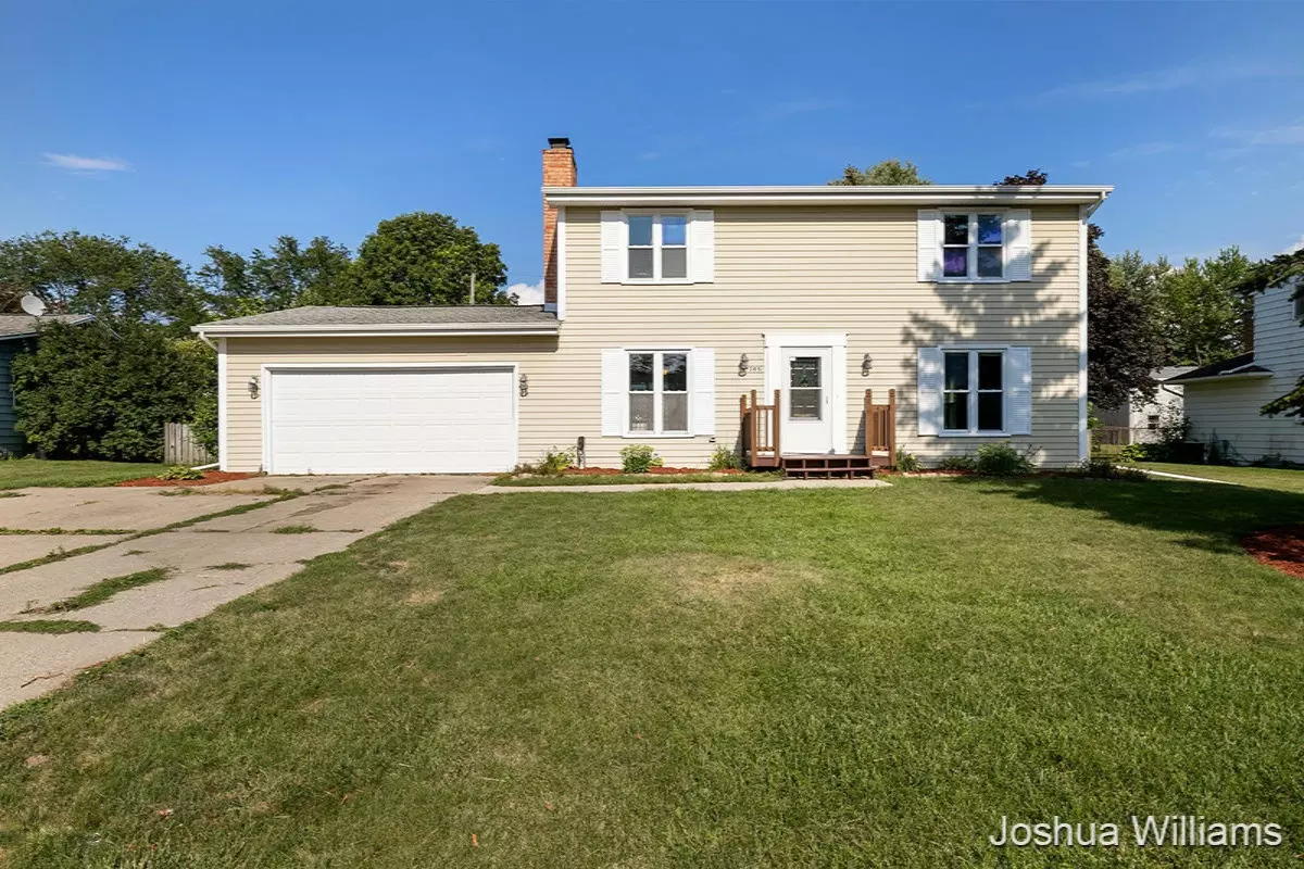 Lansing, MI 48917,305 Green Meadows Drive