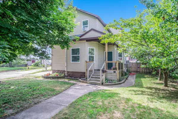 612 Columbus Avenue, Grand Haven, MI 49417