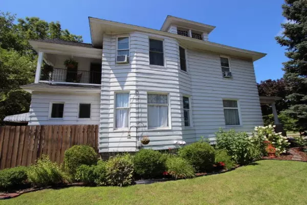 Holland, MI 49423,40 W 17th Street
