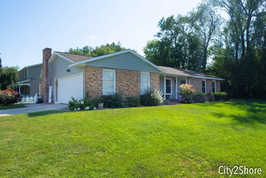 7968 Hollyhock Avenue, Jenison, MI 49428