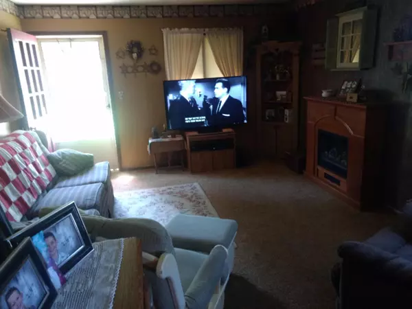 Dorr, MI 49323,4191 Maple Street