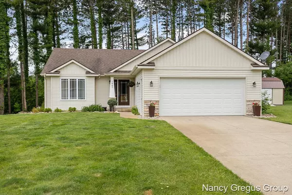 1867 Pineridge Drive, Hastings, MI 49058