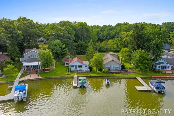 Newaygo, MI 49337,1909 Hess Lake Drive