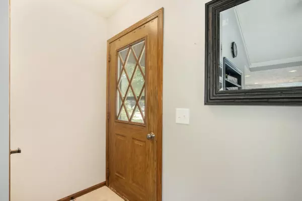 Hudsonville, MI 49426,7378 Rolling Hills Drive