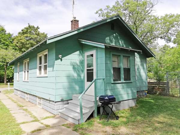 Muskegon Heights, MI 49444,3008 Highland Street