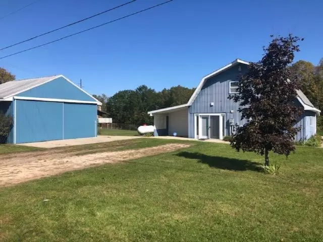 9350 Northland Drive, Stanwood, MI 49346