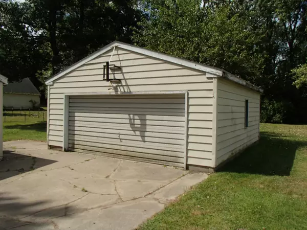 Lansing, MI 48911,6216 Hilliard Road