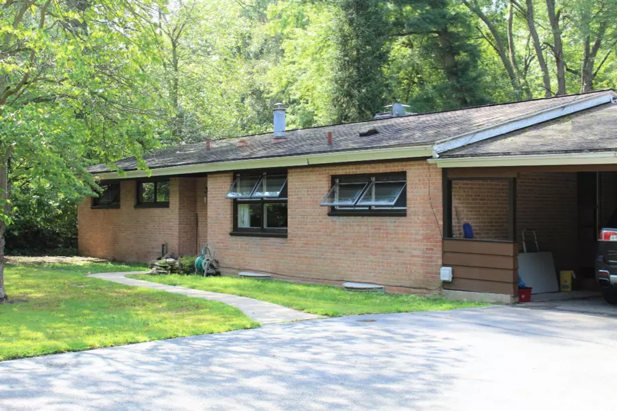 29300 Albion Road, Albion, MI 49224