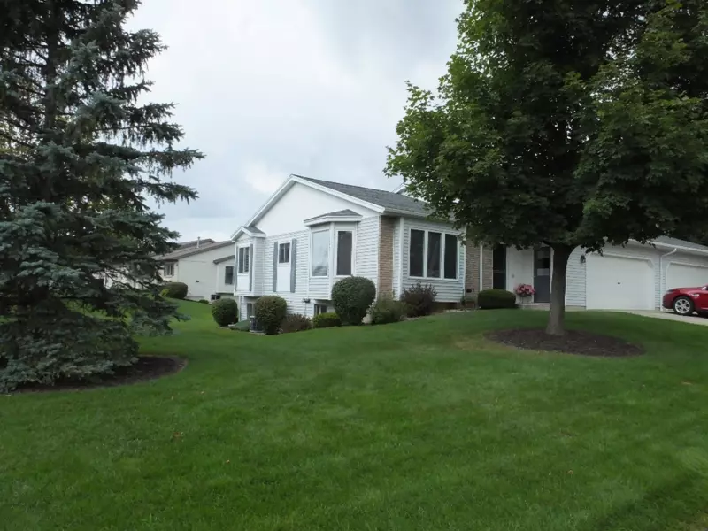 6502 Leisure Creek SE #217, Caledonia, MI 49316