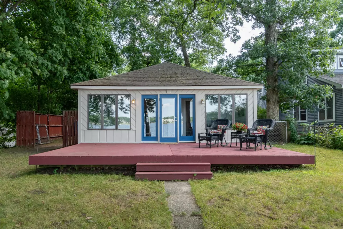 Portage, MI 49002,1501 Lakeview Drive