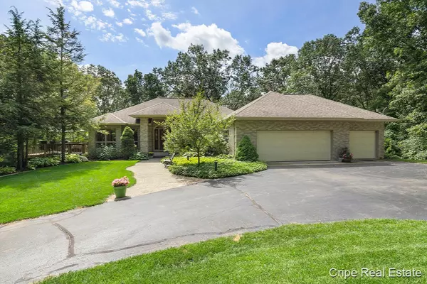 Belmont, MI 49306,4827 Pinemount NE Court