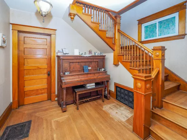Centreville, MI 49032,315 W Burr Oak Street