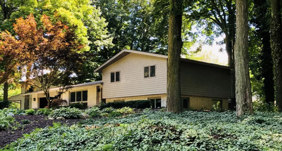1014 Morningside Drive, Holland, MI 49423