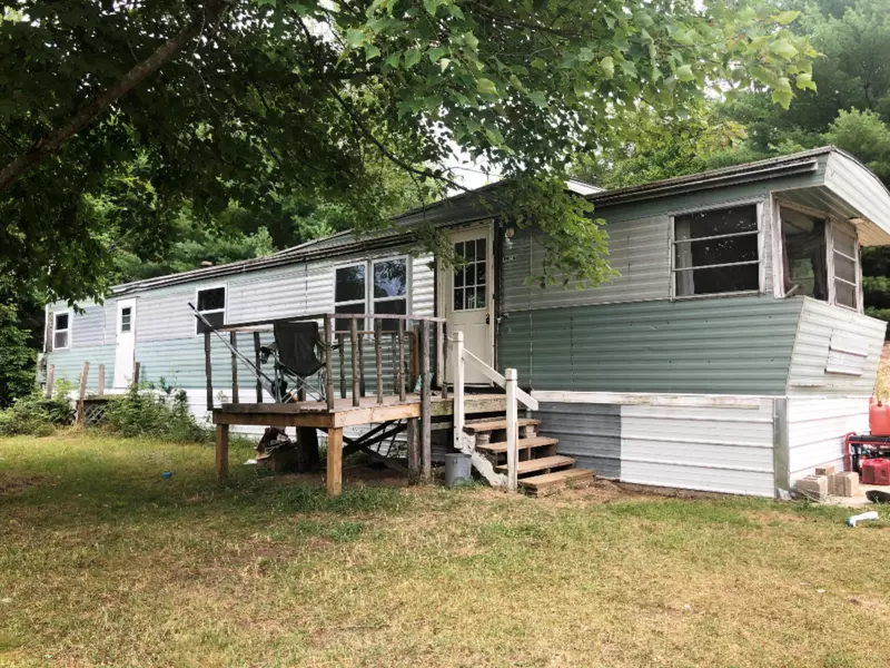 7656 210th Avenue, Reed City, MI 49677