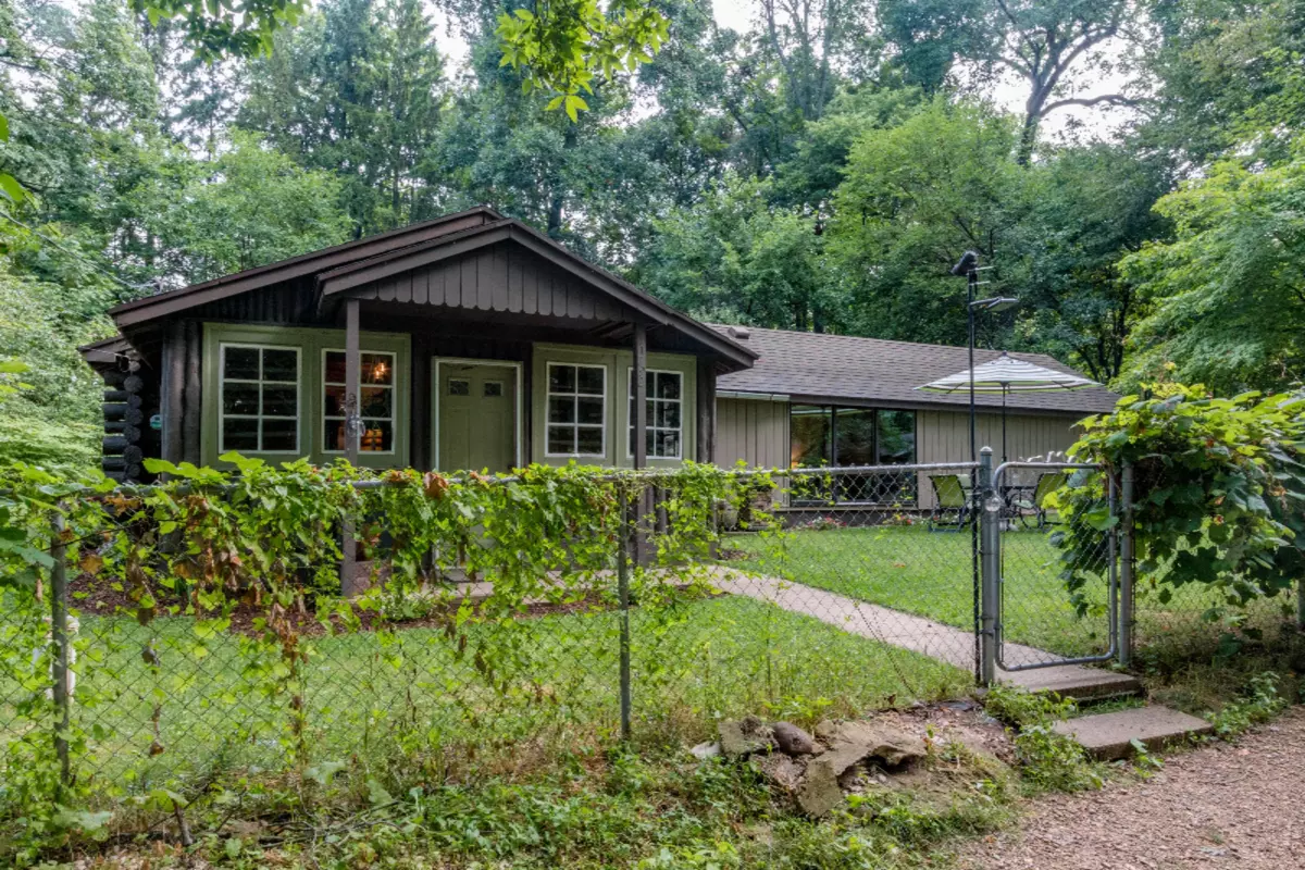 Lawton, MI 49065,31792 South Drive