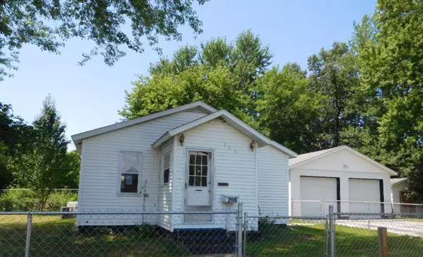 208 Union Street, Dowagiac, MI 49047