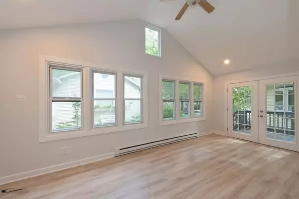 Union Pier, MI 49129,15851 Lakeshore Road