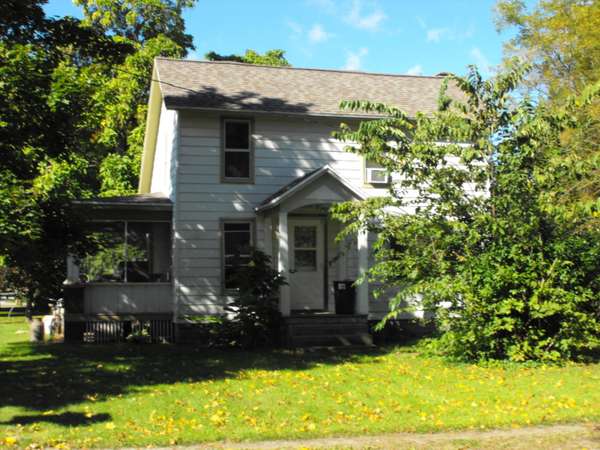 840 Atwater Street, Lyons, MI 48851