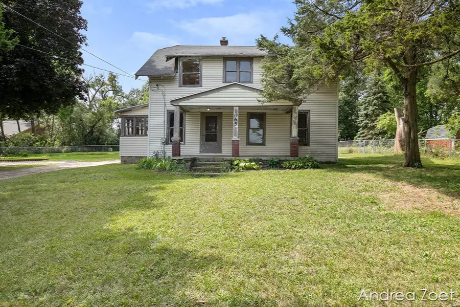 1065 Plymouth NE Avenue, Grand Rapids, MI 49505