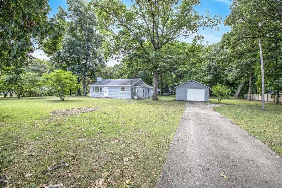 24983 Harris Street, Edwardsburg, MI 49112