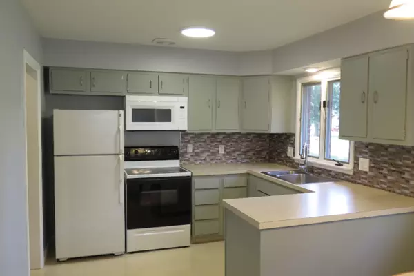 Grand Haven, MI 49417,934 Woodlawn Avenue