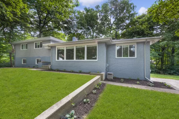 Sawyer, MI 49125,345 Forest Trail