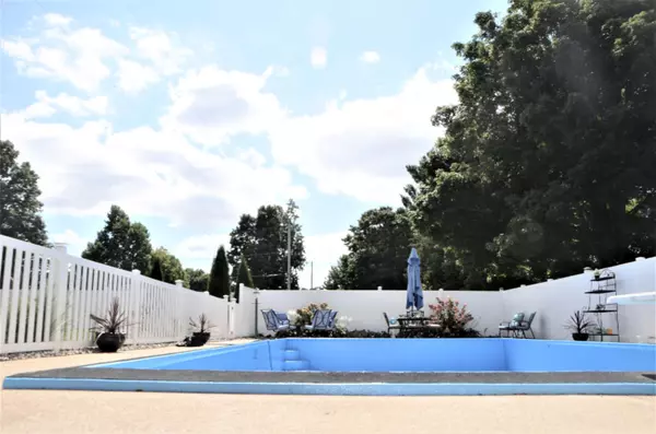 Schoolcraft, MI 49087,505 West Street