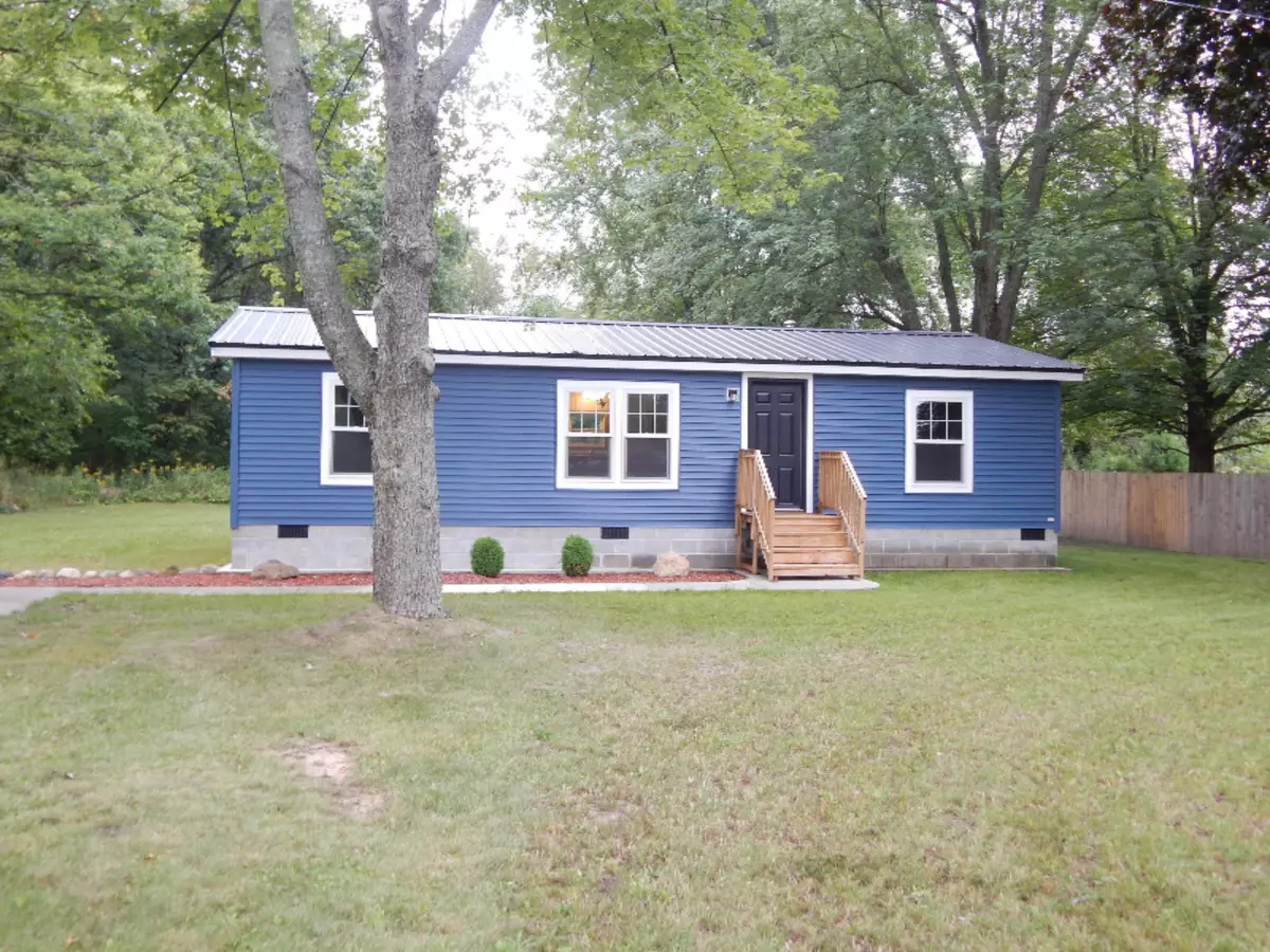 Grant, MI 49327,9820 S Mason Drive