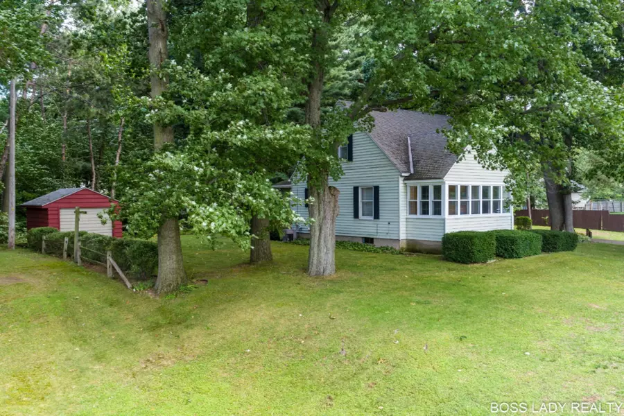 187 James Street, Holland, MI 49424