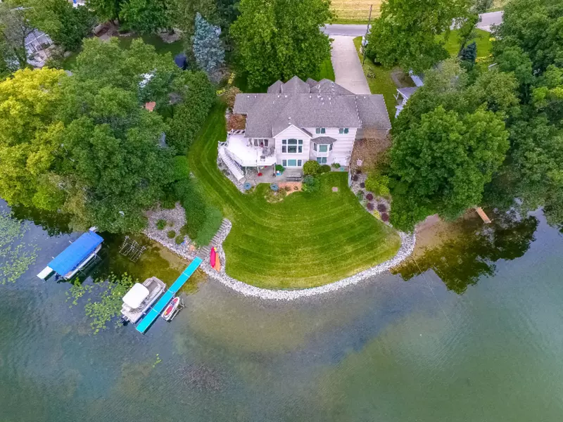 727 Gilead Shores Drive, Bronson, MI 49028