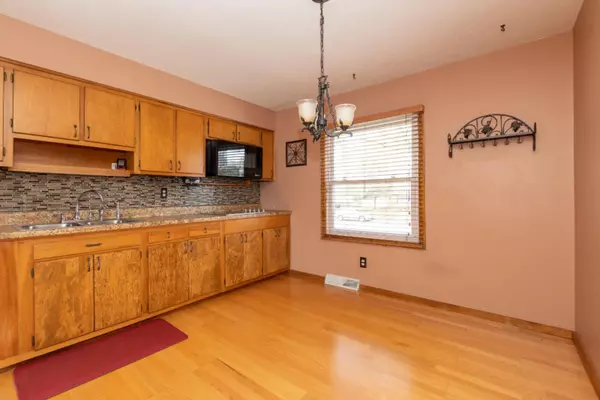 Coloma, MI 49038,5633 Newton Avenue