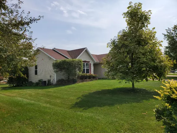 Coopersville, MI 49404,684 Ridgefield Dr
