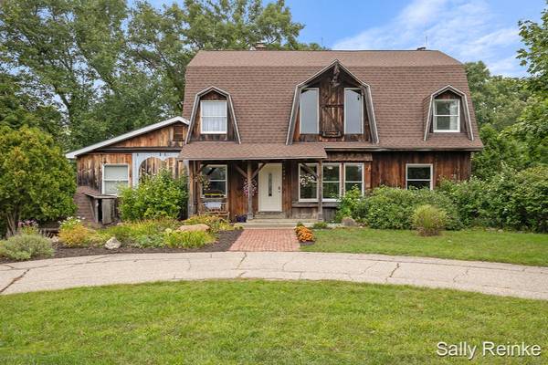 4895 Shiloh NE Drive, Belmont, MI 49306