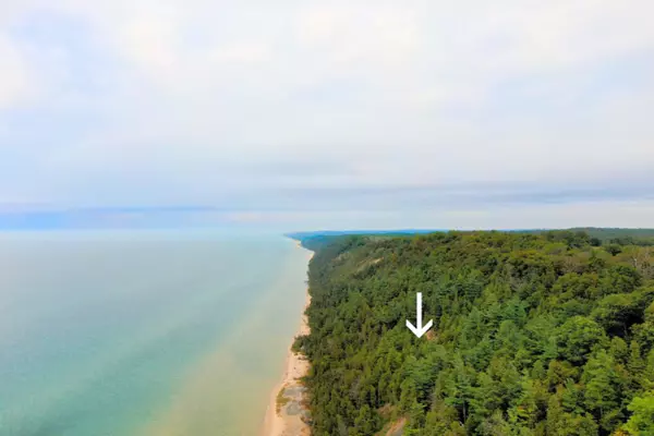 Montague, MI 49437,7823 S Scenic Drive #B