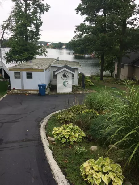 10658 Stoney Pt. Drive, Delton, MI 49046
