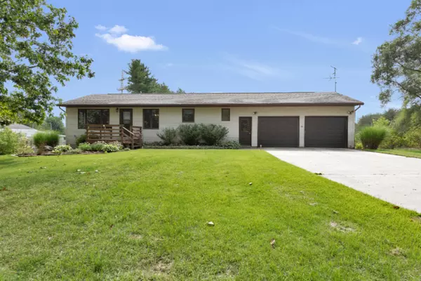 Fennville, MI 49408,5522 124th Avenue