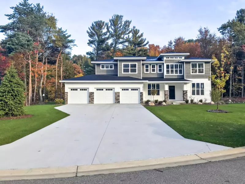 14791 Sagebrush Drive #136, Holland, MI 49424