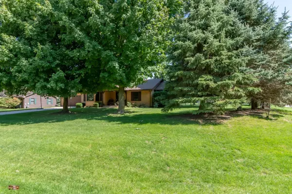 Mattawan, MI 49071,48955 Hickory Lane