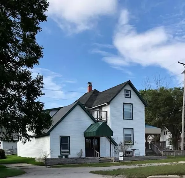 210 Cleveland Street, Manistee, MI 49660