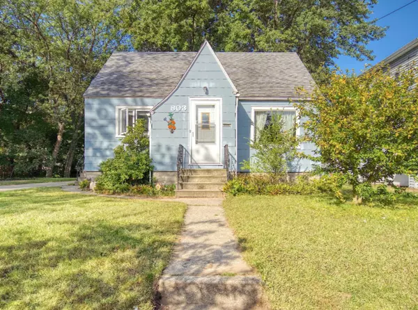 803 S Griffin St Street, Grand Haven, MI 49417