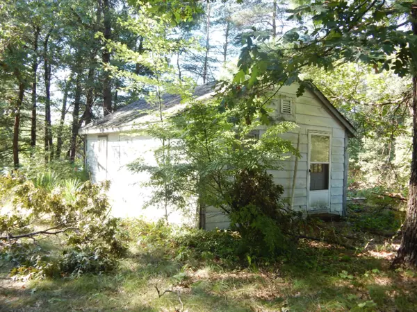 Newaygo, MI 49337,8410 S Spruce Avenue