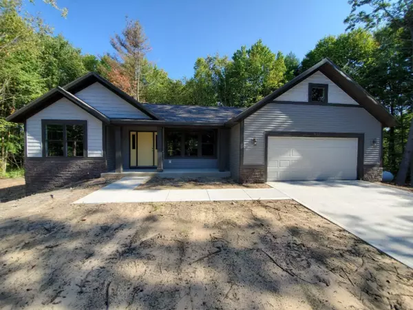 3443 Woodland Trail, Allegan, MI 49010