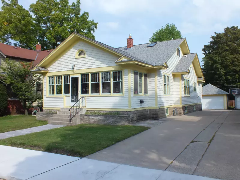 63 W 19th Street, Holland, MI 49423