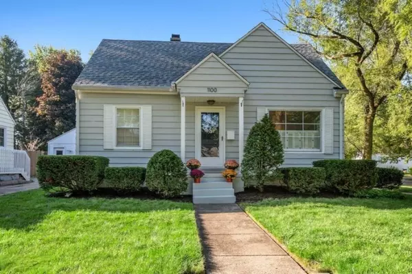 1100 Kingsley Avenue, St. Joseph, MI 49085