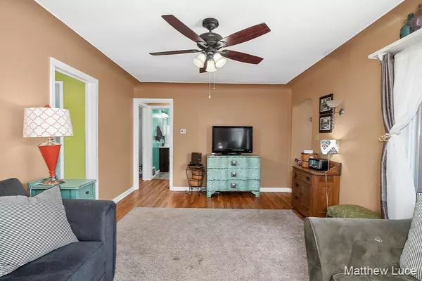 Grand Haven, MI 49417,515 S Despelder Street