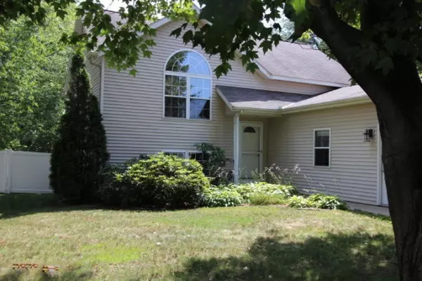 Holland, MI 49424,14262 Boer Run