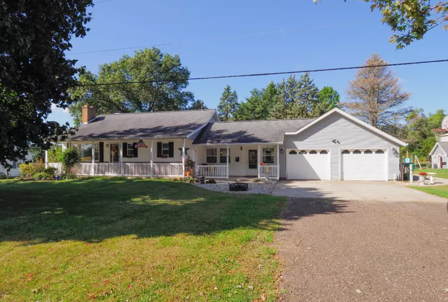 66180 Halfway Road, Burr Oak, MI 49030