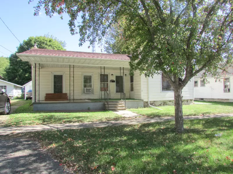 20 S Main Street, Quincy, MI 49082